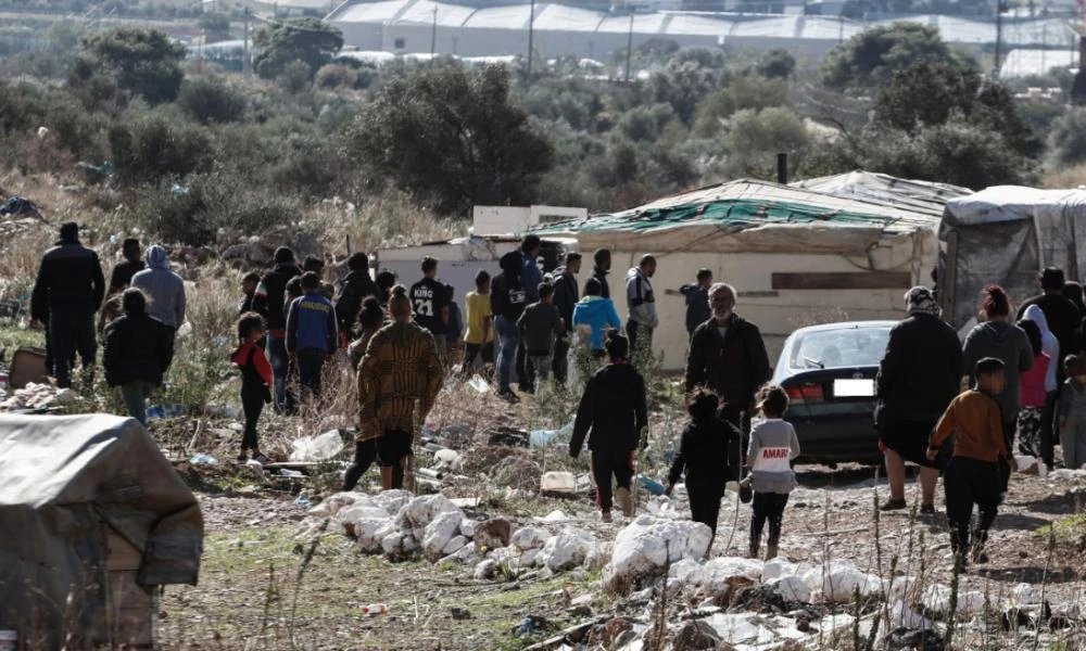 Πώς ζουν πάνω από 110.000 Ρομά στην Ελλάδα – Γροθιά στο στομάχι τα επίσημα στοιχεία